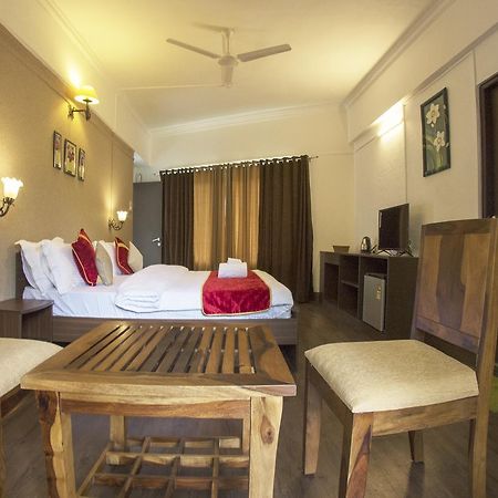 Velvet County Resort & Spa Лонавала Екстериор снимка
