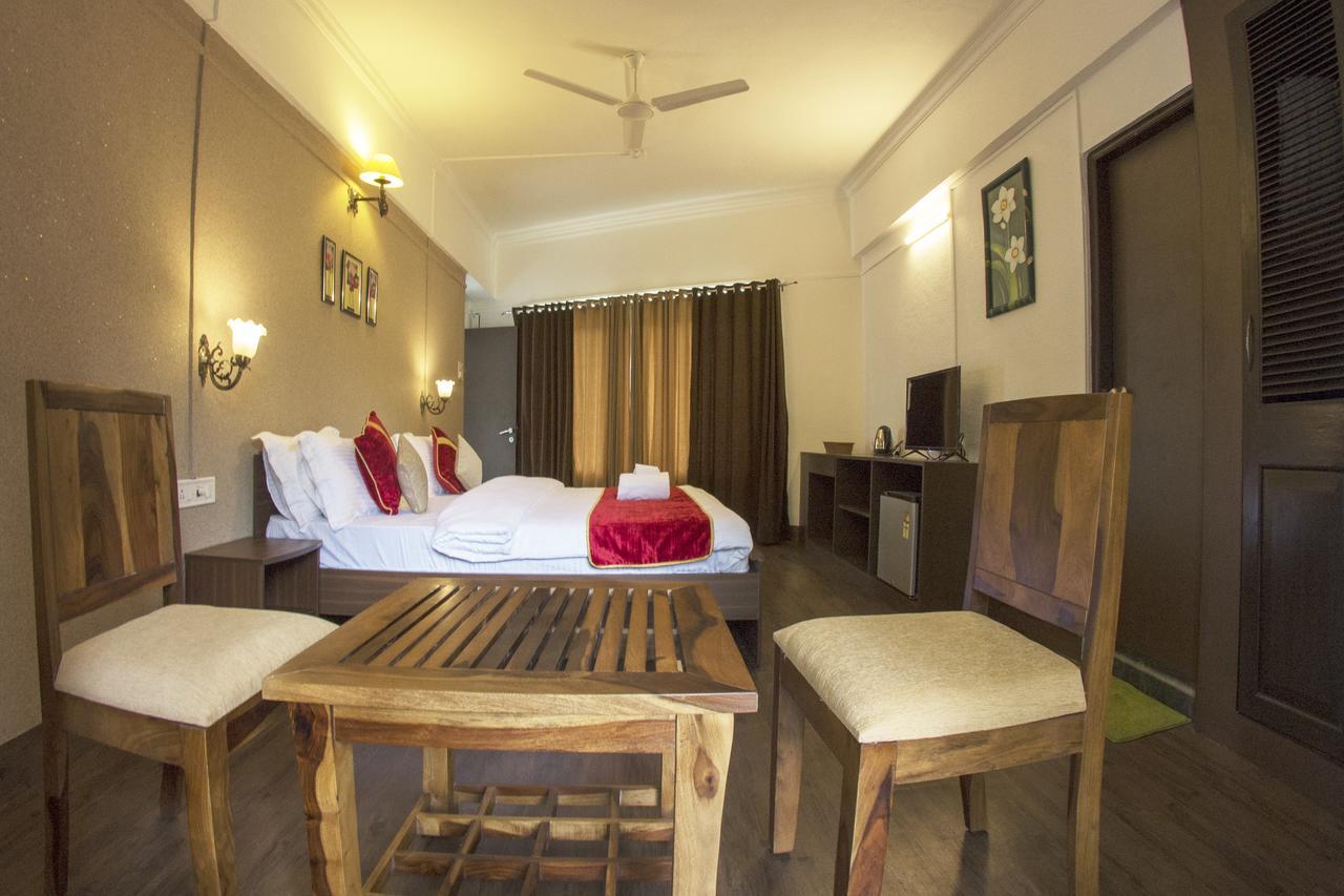 Velvet County Resort & Spa Лонавала Екстериор снимка